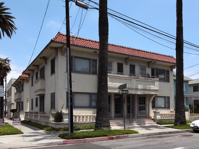 1501-1507 E 2nd St in Long Beach, CA - Foto de edificio - Building Photo