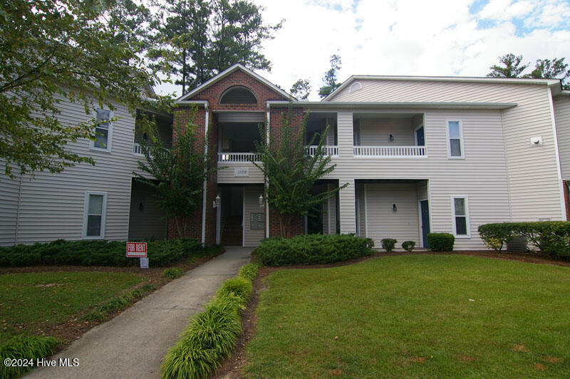 1109 Turtle Creek Rd in Greenville, NC - Foto de edificio