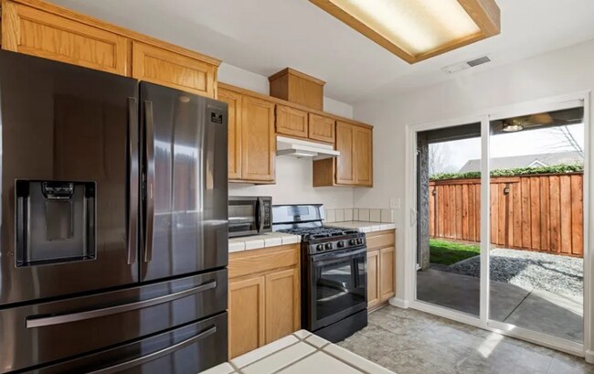 10 Wyndham Ct in Chico, CA - Building Photo - Building Photo