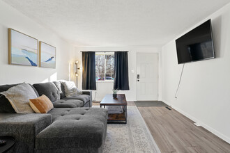 2327 W 18th St in Loveland, CO - Building Photo - Building Photo
