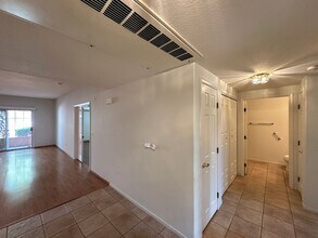 353 Amber Pine St in Las Vegas, NV - Building Photo - Building Photo
