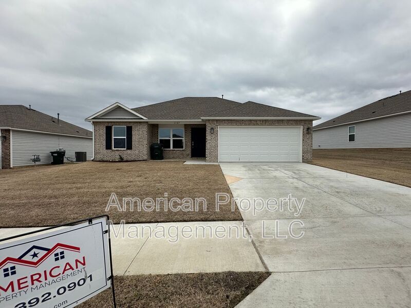 1107 W Abilene Rd in Claremore, OK - Building Photo