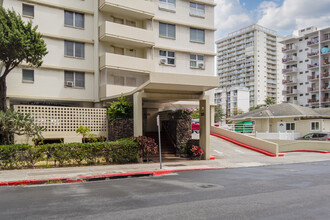 Liliuokalani Plaza in Honolulu, HI - Building Photo - Building Photo