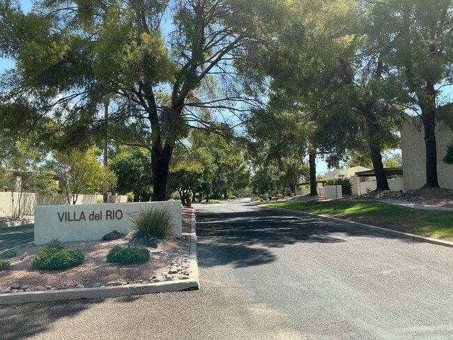 property at 7169 E Chorro Cir