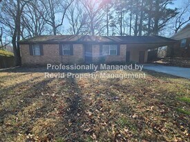 2375 St Elmo Ave in Memphis, TN - Building Photo