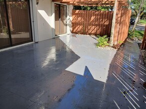 9142 SW 23rd St in Davie, FL - Building Photo - Building Photo