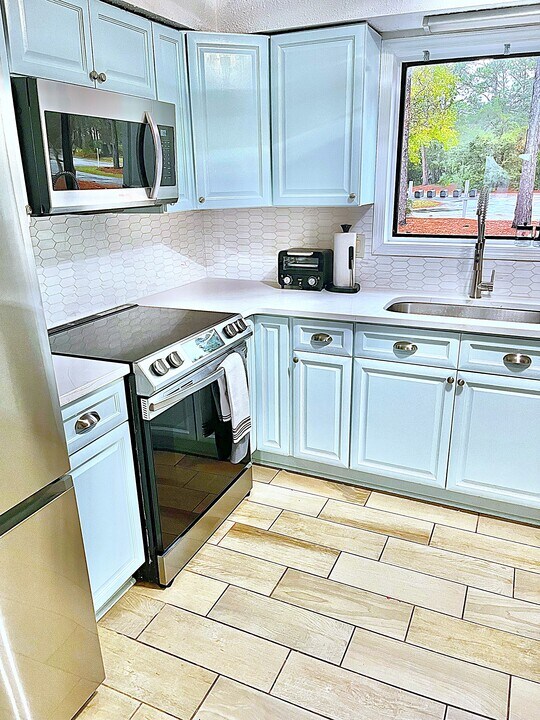 1809 Crooked Pine Dr in Surfside Beach, SC - Building Photo