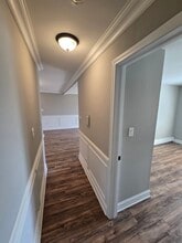 520 Hill Dr, Unit 304 in Hoffman Estates, IL - Building Photo - Building Photo