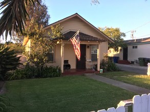 1211 257th St in Harbor City, CA - Building Photo - Building Photo