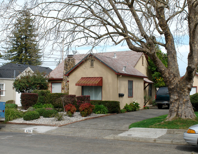 416 Talbot Ave in Santa Rosa, CA - Building Photo - Building Photo