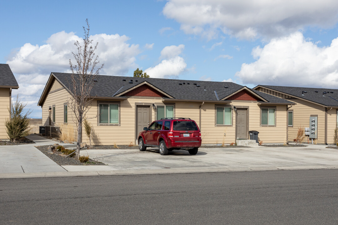 Defender Homes Airway Heights in Airway Heights, WA - Building Photo