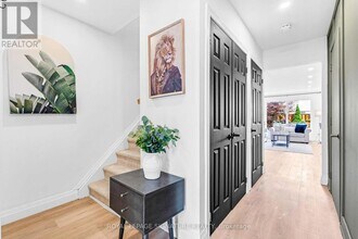 5273 Banting Ct. in Burlington, ON - Building Photo - Building Photo