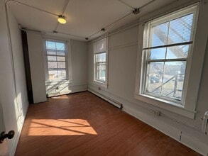 63 Main Street in Windsor, VT - Building Photo - Interior Photo