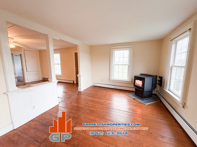 property at 4 Nashville Rd