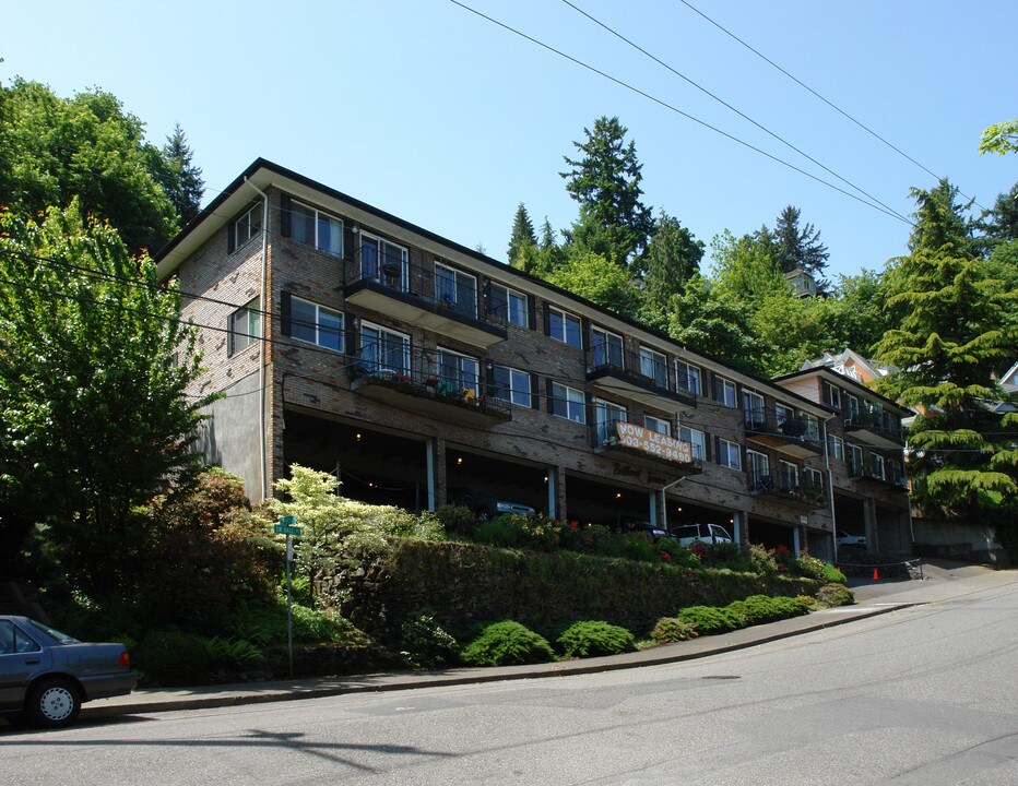 Portland Terrace in Portland, OR - Foto de edificio