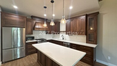 13652 Garden Meadow Dr in Oregon City, OR - Building Photo - Building Photo