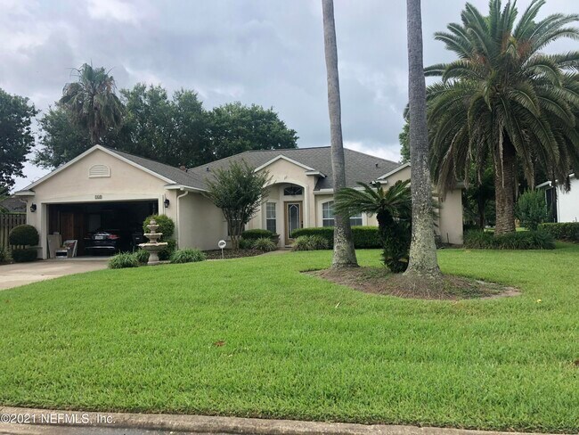 property at 160 Crossroad Lakes Dr
