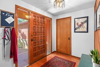 1024 Tamara Cir in Medford, OR - Building Photo - Building Photo