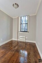 W 14TH ST., Unit 2F in New York, NY - Building Photo - Building Photo