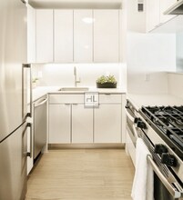 460 2nd Ave in New York, NY - Building Photo - Building Photo