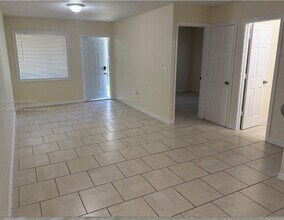 22210 SW 116th Ave in Miami, FL - Building Photo - Building Photo