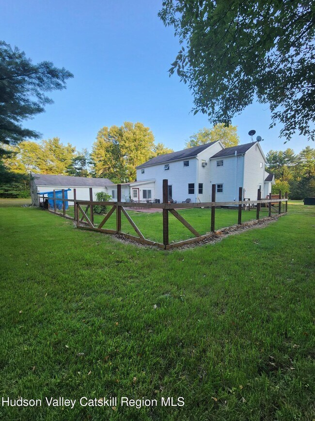 776 US-20 in New Lebanon, NY - Building Photo - Building Photo