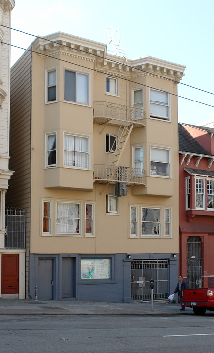 1653-1655 Sacramento St in San Francisco, CA - Building Photo