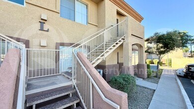 2134 E Broadway Rd in Tempe, AZ - Building Photo - Building Photo