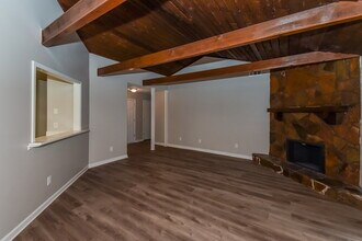 2429 Chauncey Ln in Marietta, GA - Building Photo - Building Photo