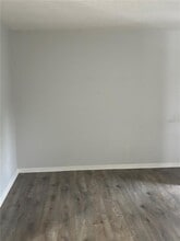 6026 22nd Ave N in St. Petersburg, FL - Building Photo - Building Photo