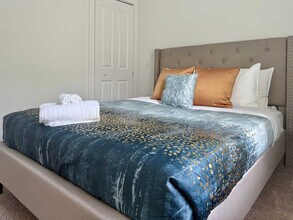 542 Boulevard NE in Atlanta, GA - Foto de edificio - Building Photo