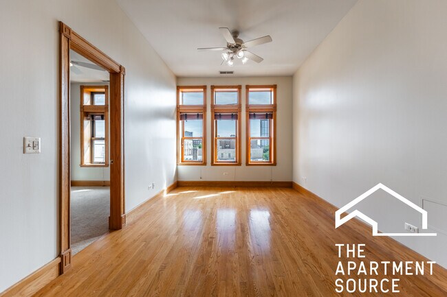 1162 W Grand Ave, Unit 4F in Chicago, IL - Building Photo - Building Photo