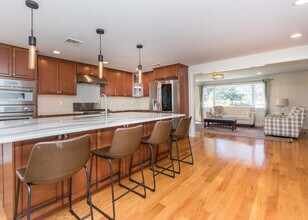 930 Central Ave in Needham, MA - Building Photo - Building Photo