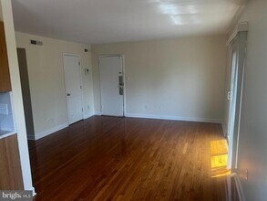520 Franklin St NE in Washington, DC - Building Photo - Building Photo