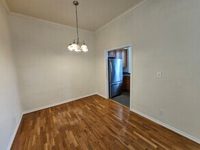 4106 Newton Ave in Dallas, TX - Foto de edificio - Building Photo