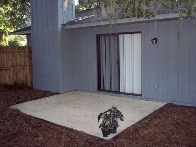property at 2959 SW 39th Ave