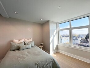 379 Somerville Ave, Unit 3 in Somerville, MA - Building Photo - Building Photo