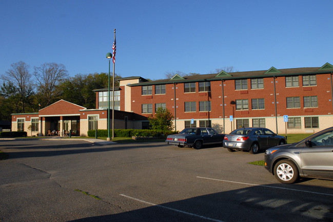 Evergreen Apartments in Weatherly, PA - Building Photo - Building Photo