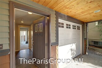 8357 11th Ave NW in Seattle, WA - Building Photo - Building Photo