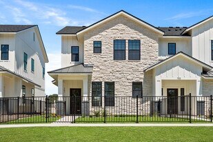 5811 S 31st St in Temple, TX - Building Photo