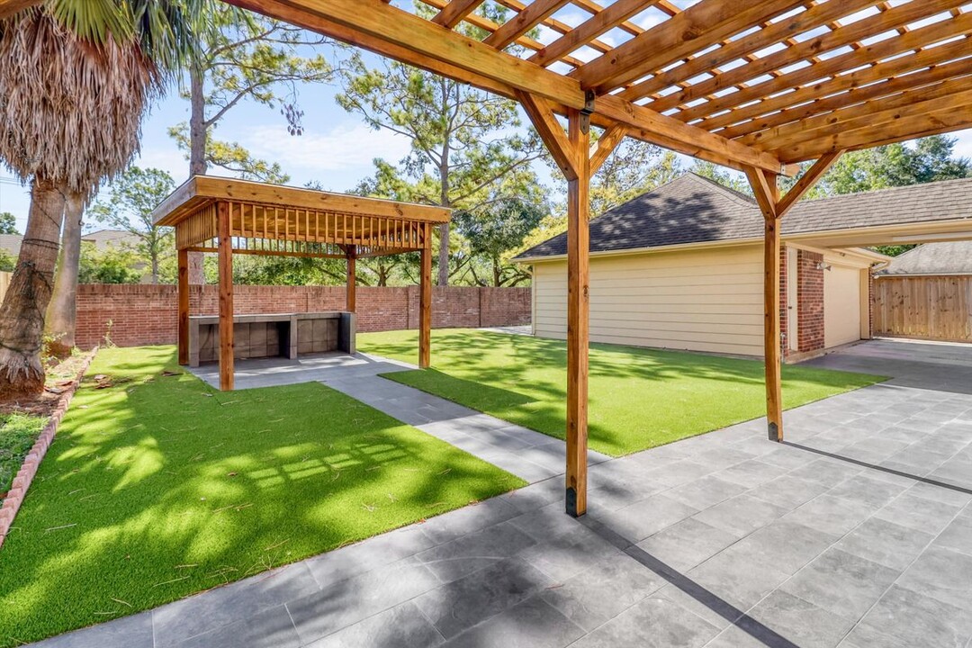 3022 Cherry Mill Ct in Houston, TX - Foto de edificio