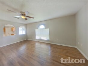 5512 Treig Ln in Wesley Chapel, FL - Building Photo - Building Photo