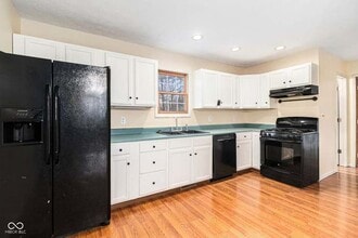 11402 W 1200 N in Monticello, IN - Building Photo - Building Photo