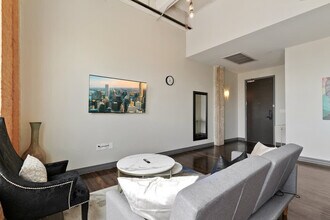 500 S Ervay St in Dallas, TX - Building Photo - Building Photo