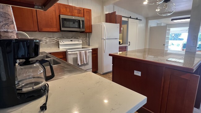 128 Aliiolani St in Makawao, HI - Building Photo - Building Photo
