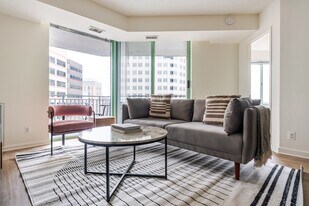 4650 Washington Blvd in Arlington, VA - Building Photo