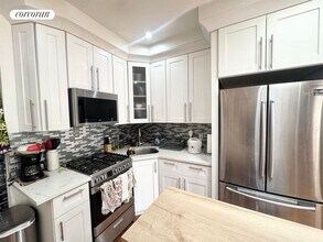 703 MacDonough St in Brooklyn, NY - Foto de edificio - Building Photo