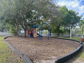 9991 SW 222nd St in Cutler Bay, FL - Building Photo - Building Photo