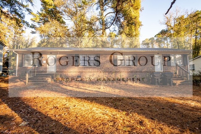 property at 1104-1106 Parham St