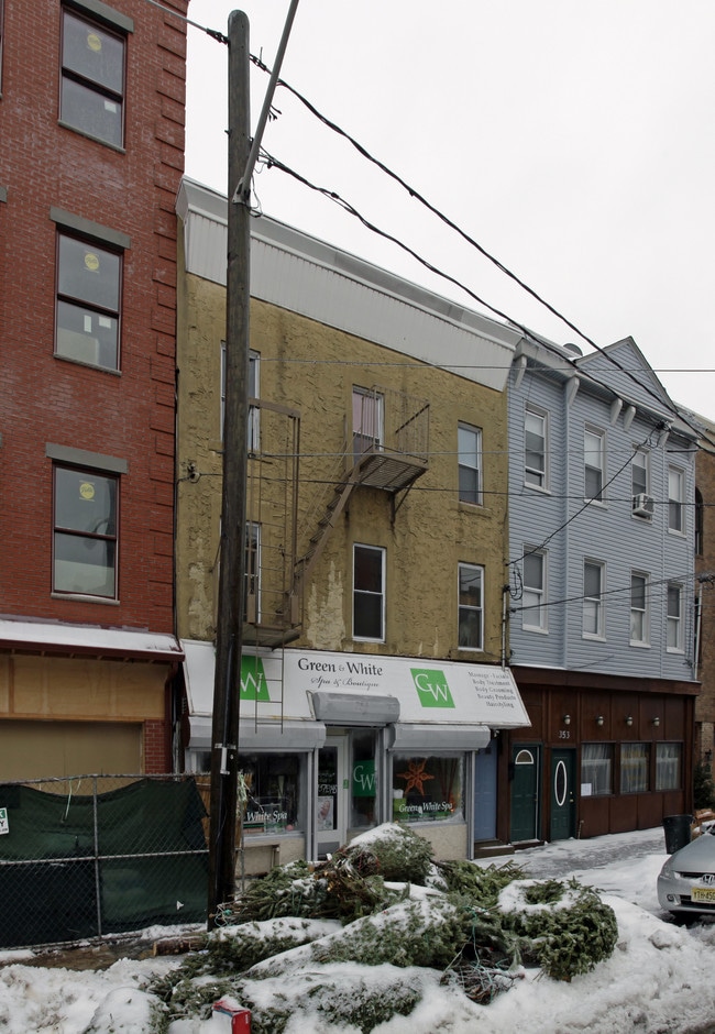 351 3rd St in Jersey City, NJ - Building Photo - Building Photo